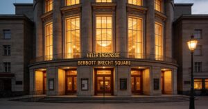 Dreigroschenoper Berliner Ensemble: Der Klassiker in legendärer Inszenierung